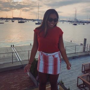 Meet your Posher, Leah